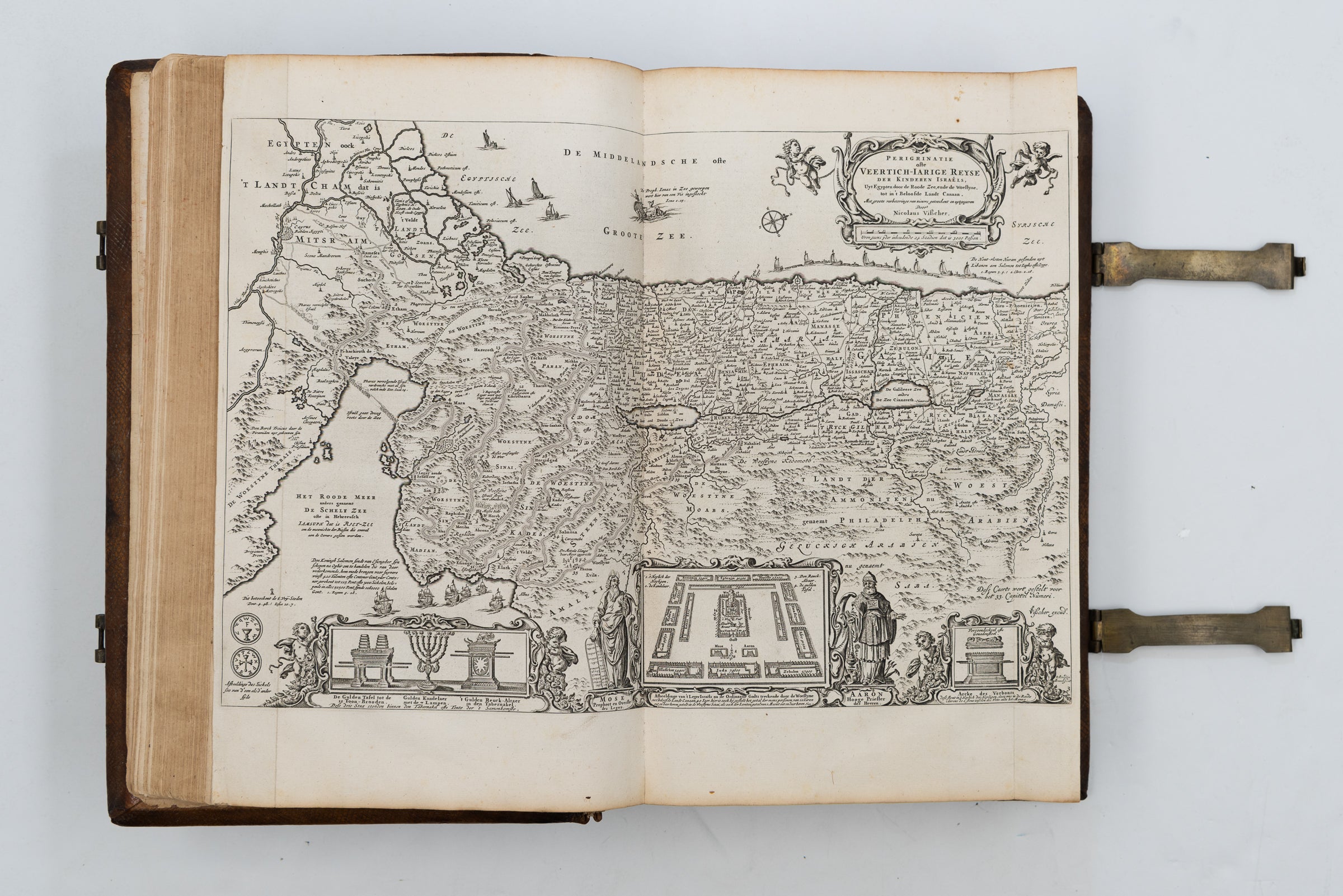 Biblia, Dat is, Die Gantsche Heylige Schrifture, Vervattende Alle de Canonijcke Boecken des Ouden en des Nieuwen Testaments., Daniel Elzevier, Johan Elzevier, Amsterdam, Abraham van der Burgh. Dutch Bible with Nicolaes Visscher World Map-2